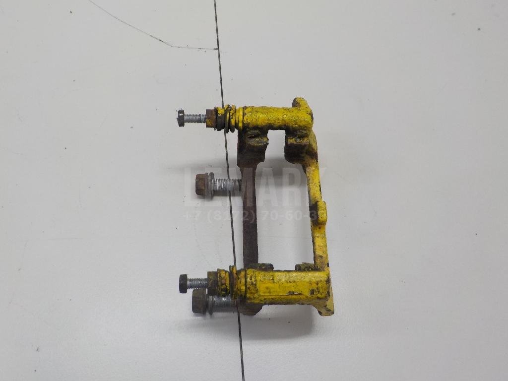 Скоба суппорта заднего правого