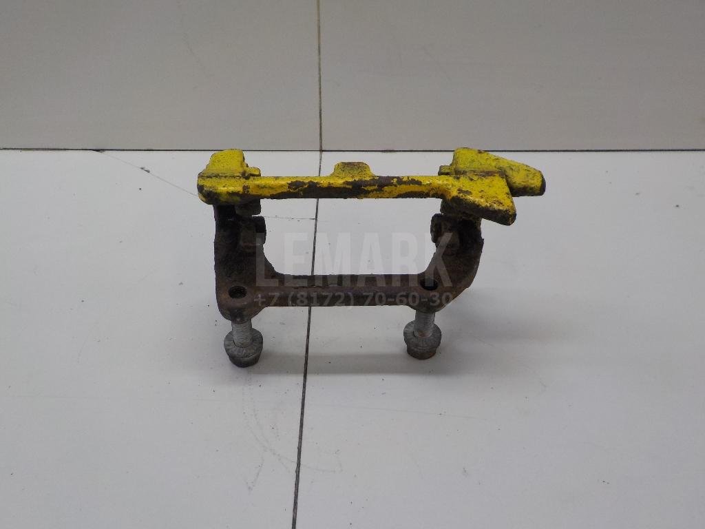 Скоба суппорта заднего правого