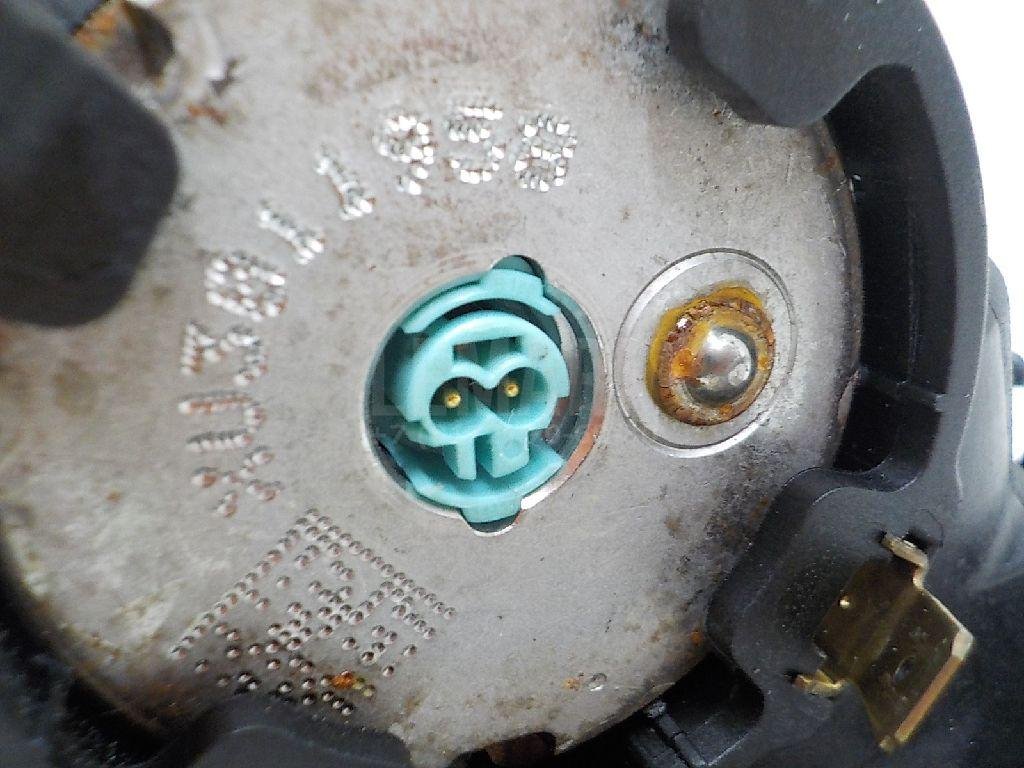 Подушка безопасности пассажирская (в торпедо)