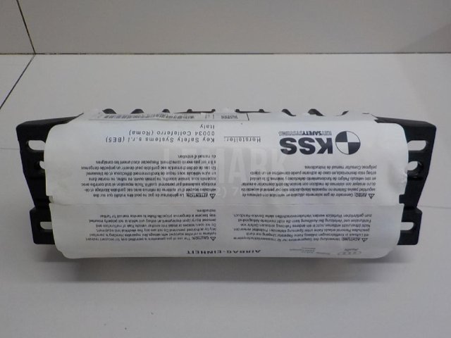 Подушка безопасности пассажирская (в торпедо)