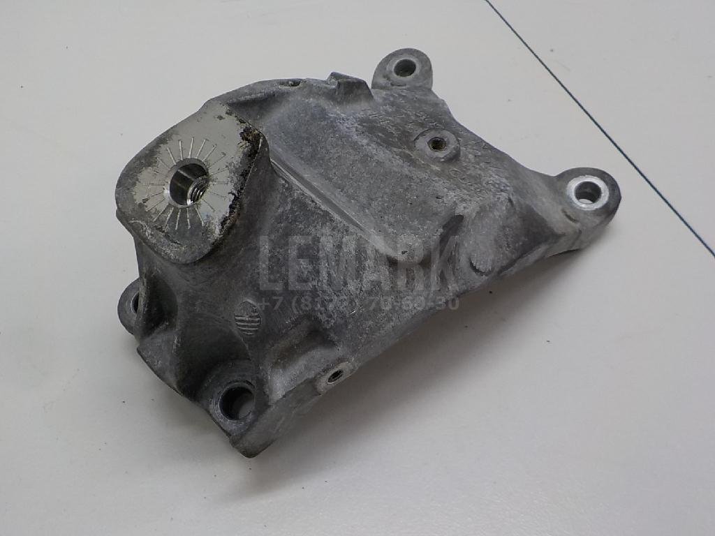 Кронштейн двигателя правый