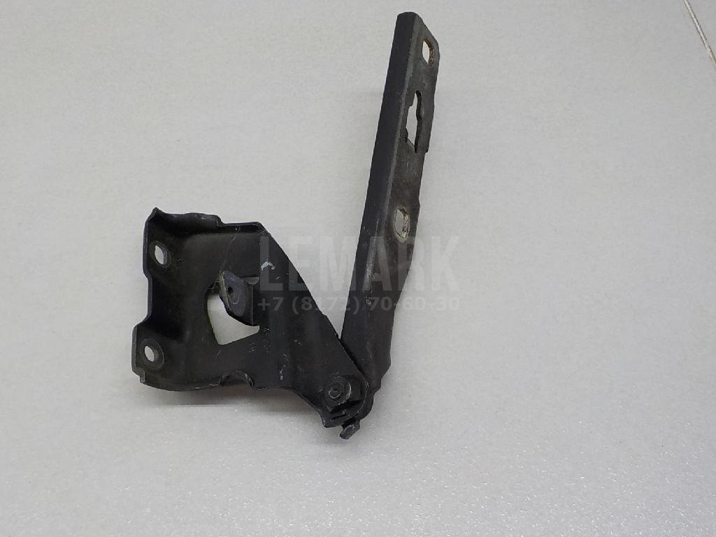 Петля капота левая