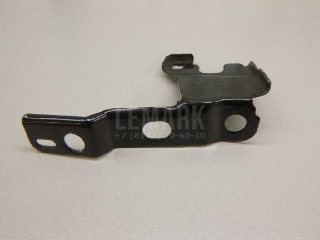 Кронштейн фар правый