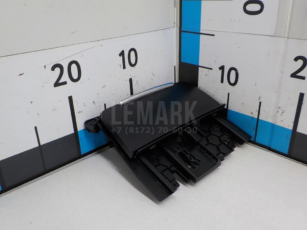 Пепельница передняя