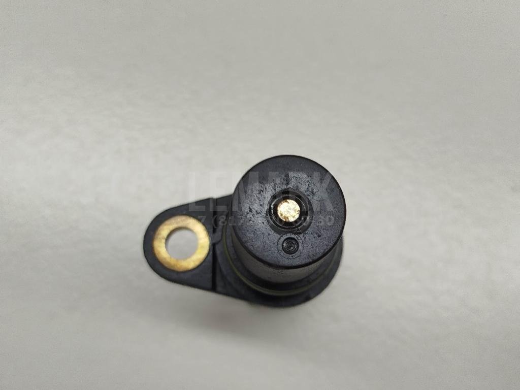 Датчик положения коленвала