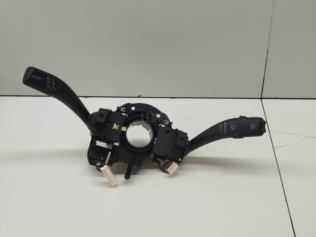 Переключатель подрулевой в сборе