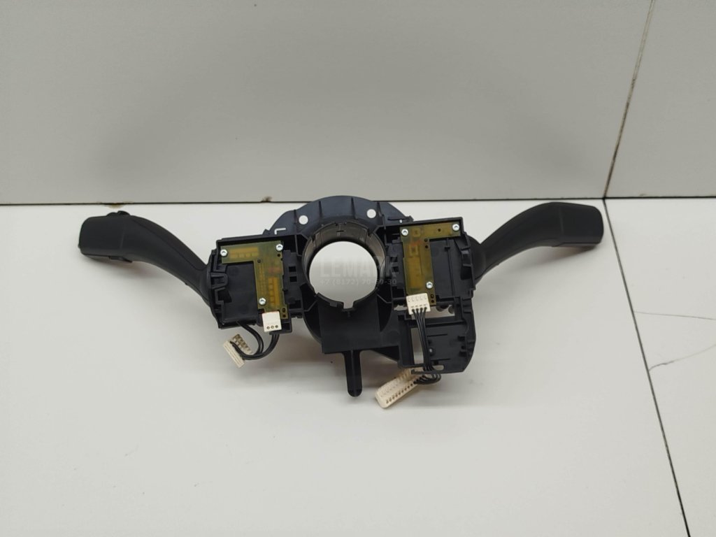 Переключатель подрулевой в сборе