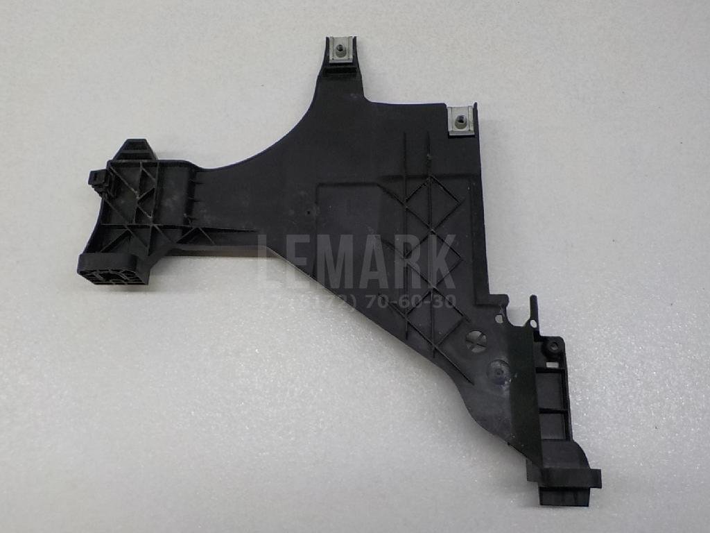 Кронштейн фар левый для  Audi A3 [8P1] 2003-2013