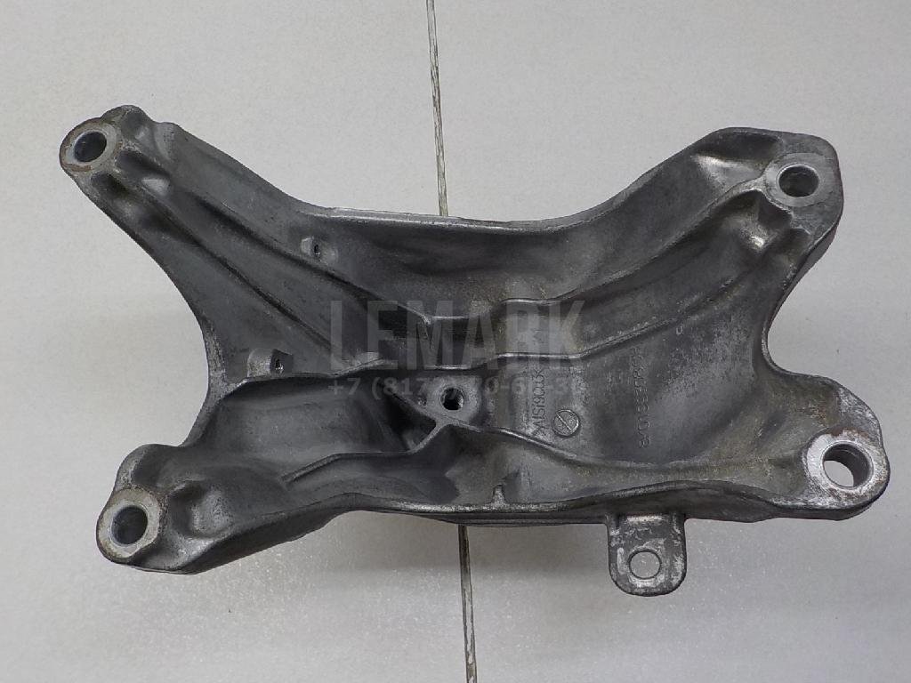 Кронштейн двигателя правый