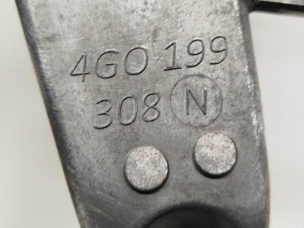 Кронштейн двигателя правый