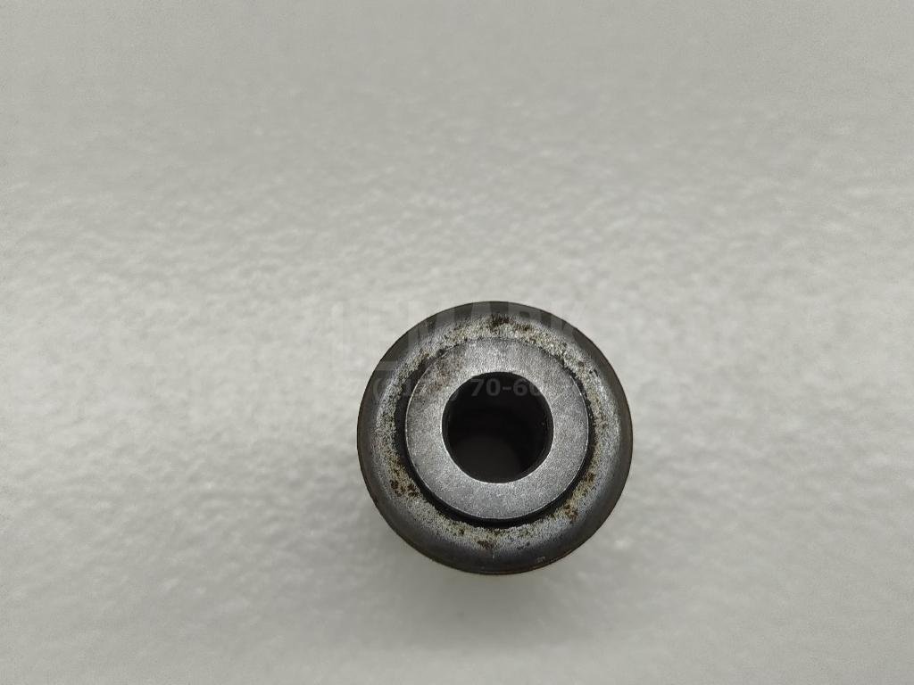 Втулка (кузов внутри)