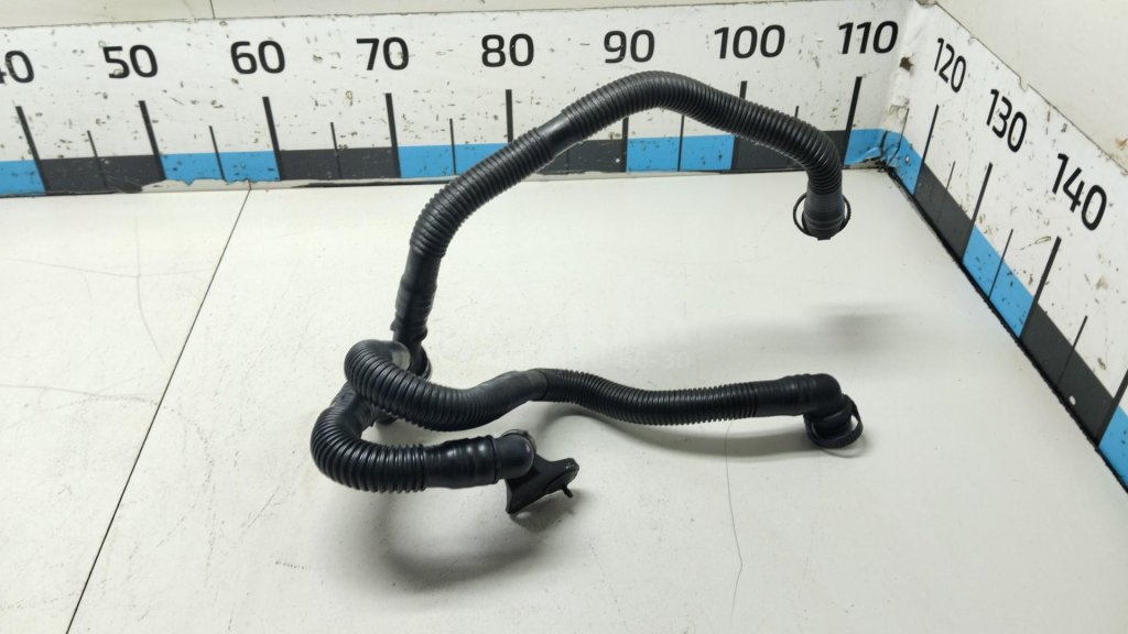 Шланг вентиляции картер. газов
