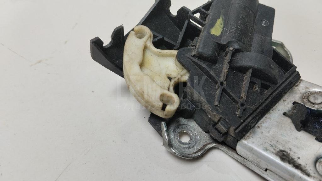 Замок багажника