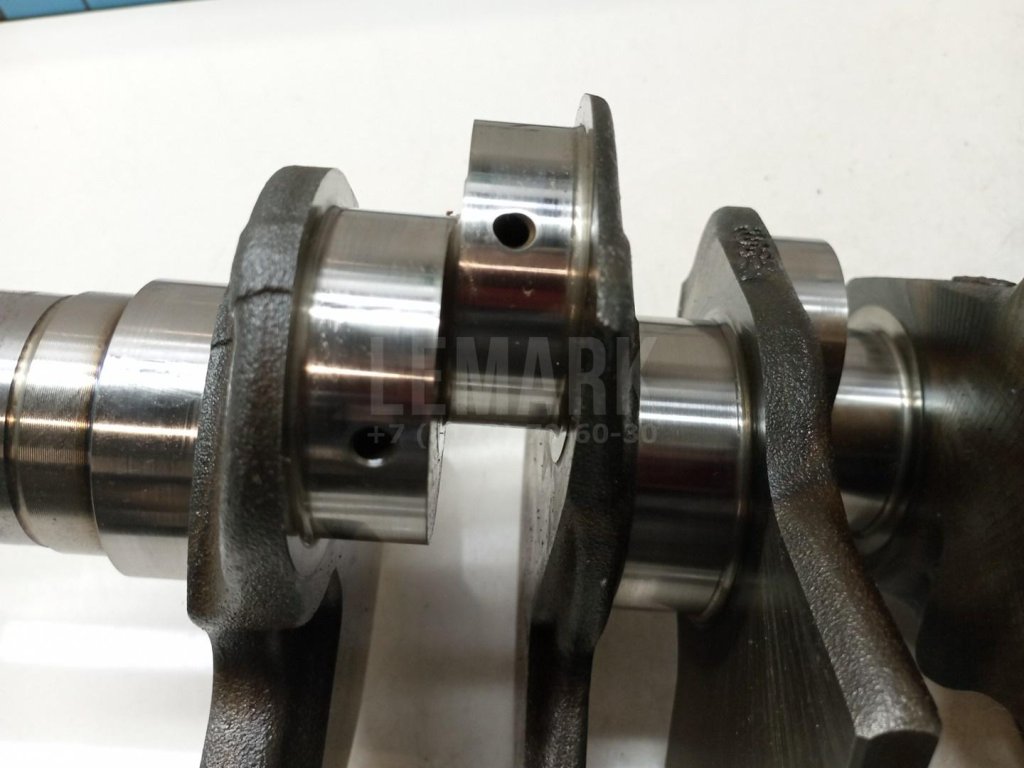 Коленвал для  Audi A4 [B9] 2015