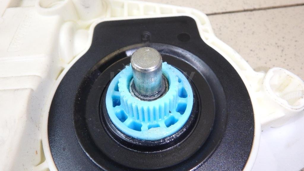 Моторчик стеклоподъемника