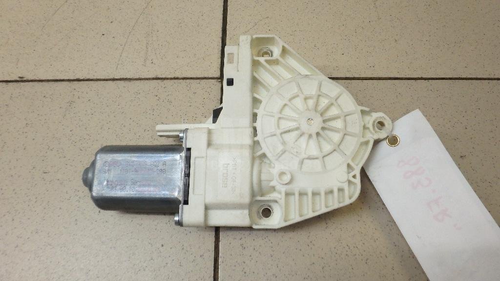 Моторчик стеклоподъемника