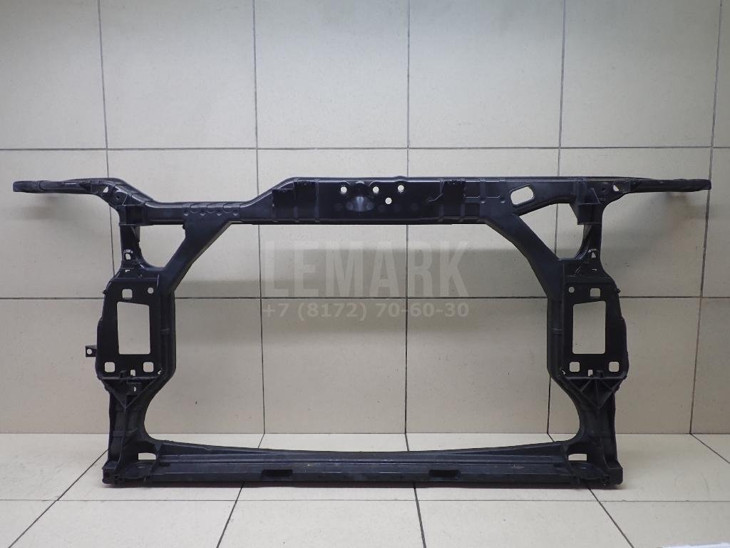 Панель передняя