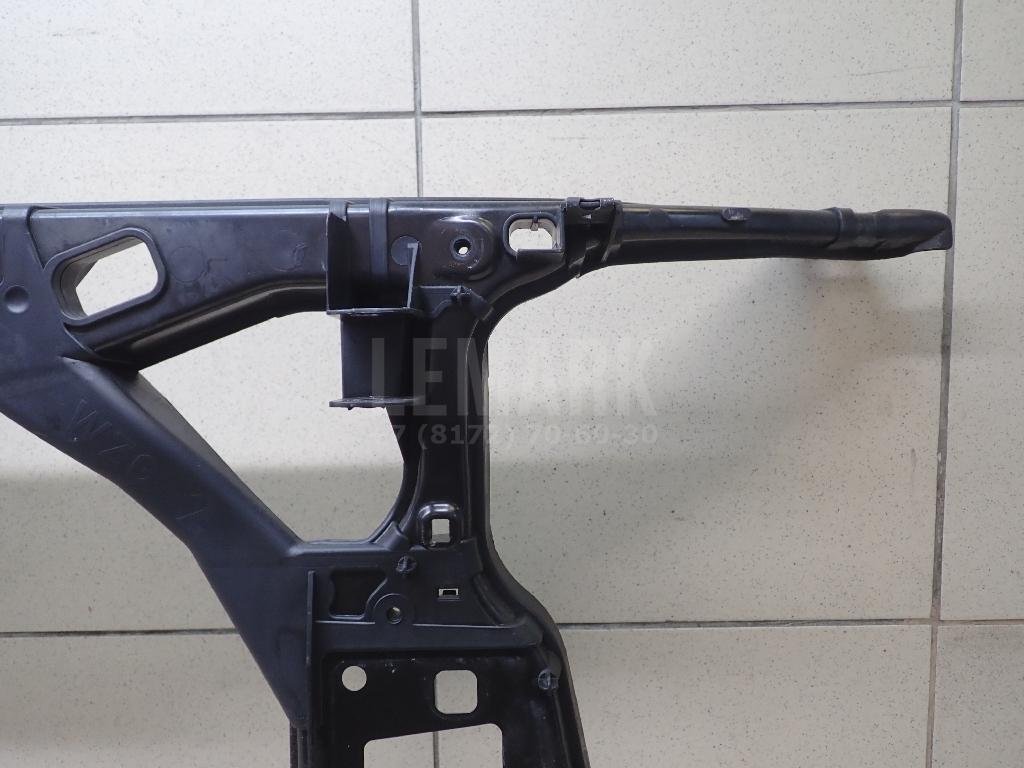 Панель передняя