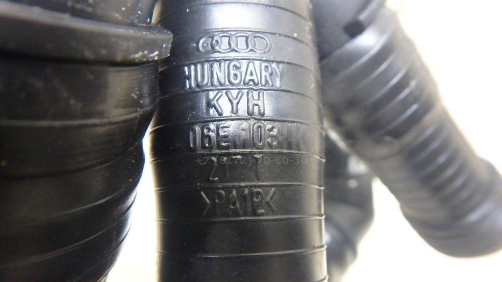 Шланг вентиляции картер. газов для  Audi A4 [B6] 2000-2004