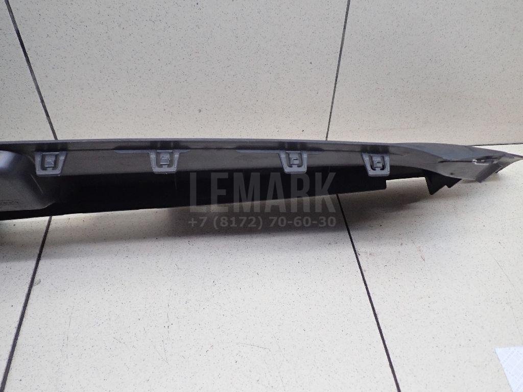 Кожух замка капота