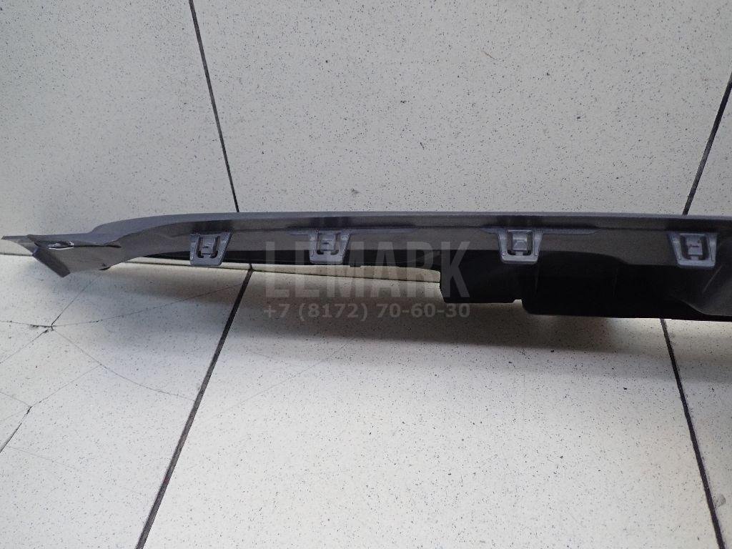 Кожух замка капота