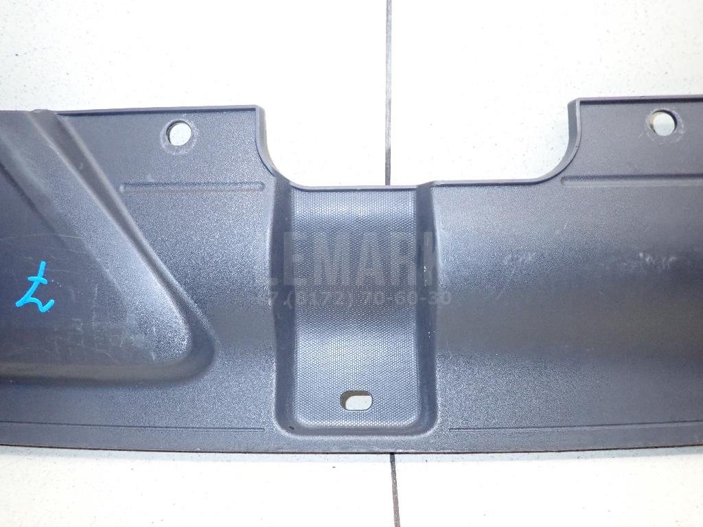 Кожух замка капота