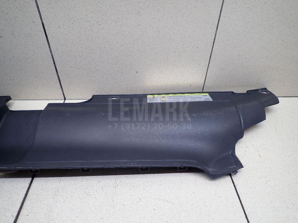 Кожух замка капота