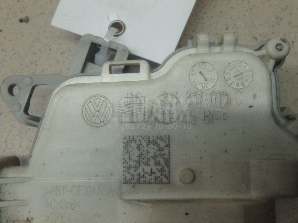 Замок двери передней левой