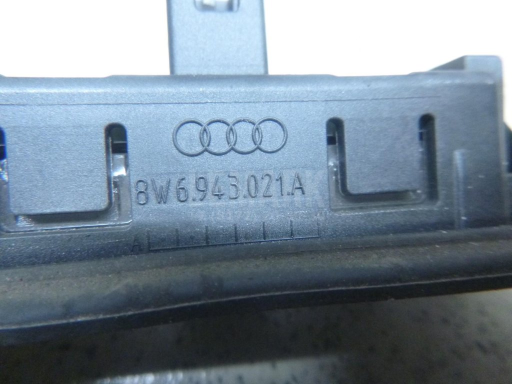 Фонарь подсветки номера