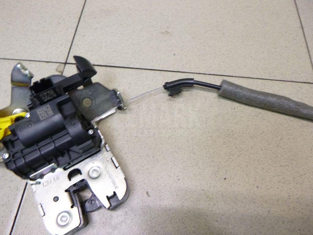 Замок багажника