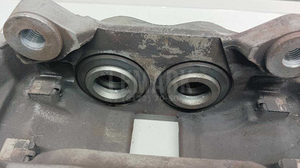 Суппорт тормозной передний правый