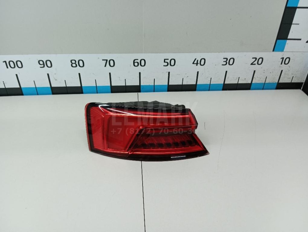 Фонарь задний наружный левый