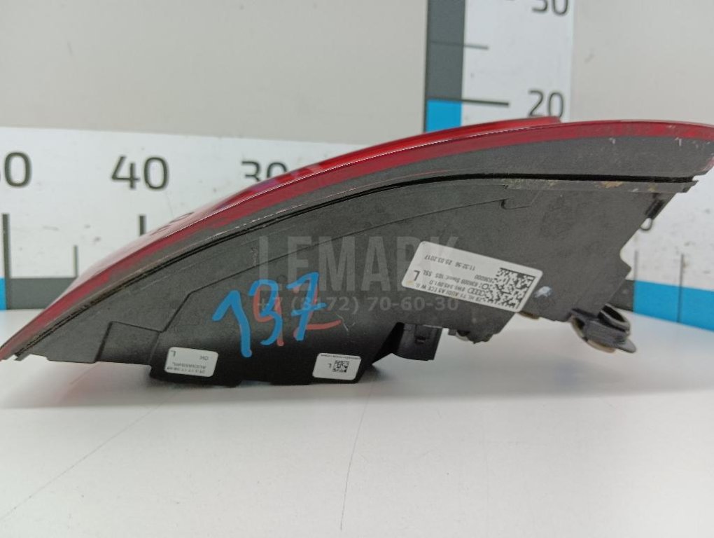 Фонарь задний наружный левый