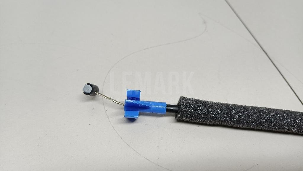 Трос открывания двери