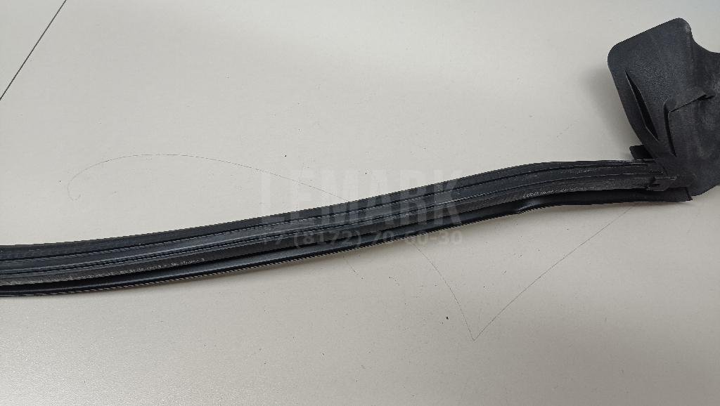 Уплотнитель стекла двери