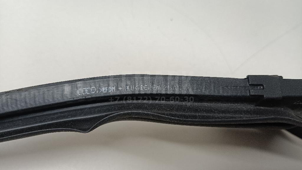 Уплотнитель стекла двери