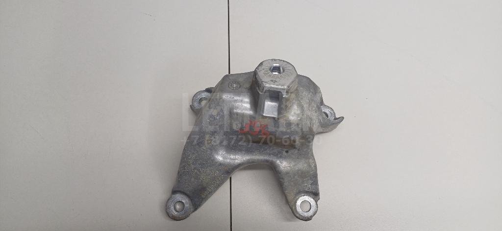 Кронштейн опоры двигателя