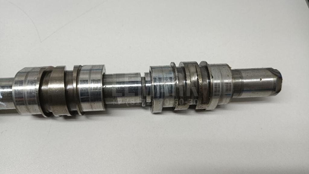 Распредвал впускной