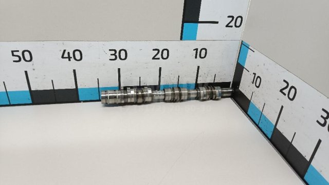 Распредвал впускной