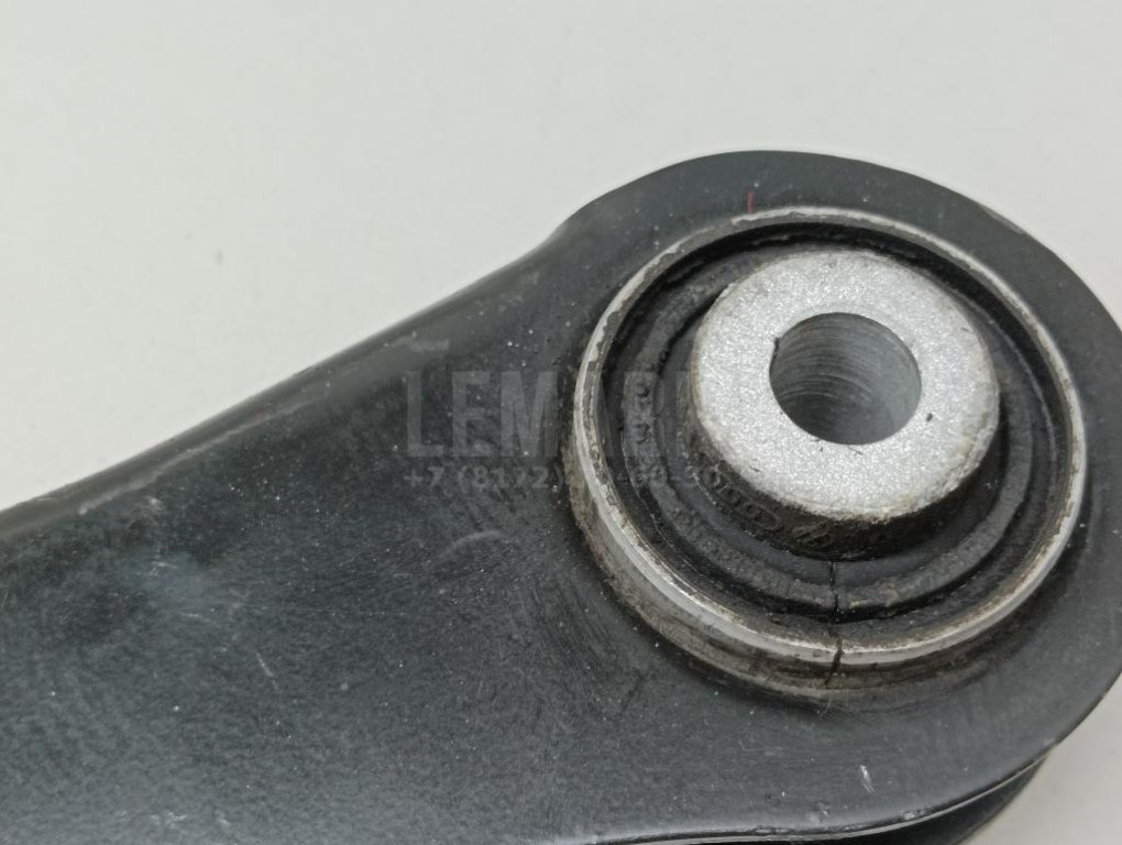 Рычаг задний верхний левый