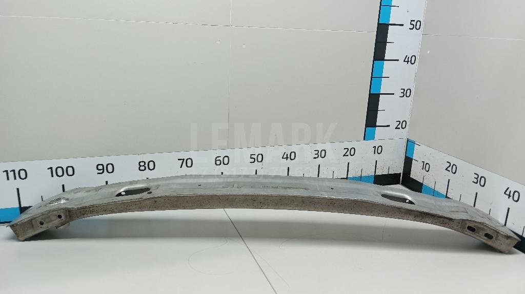 Усилитель переднего бампера