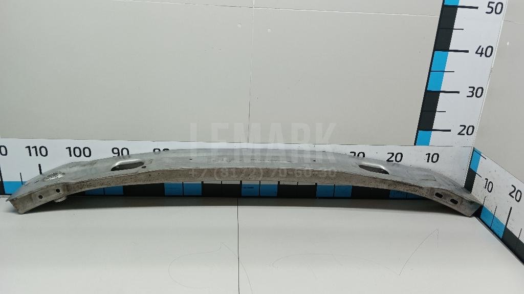 Усилитель переднего бампера