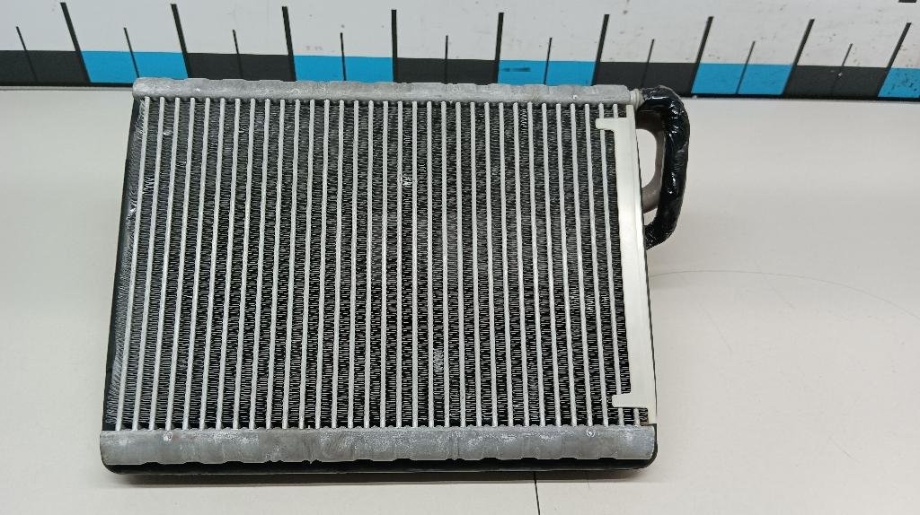 Испаритель кондиционера для  Audi A5/S5 (F5) 2017