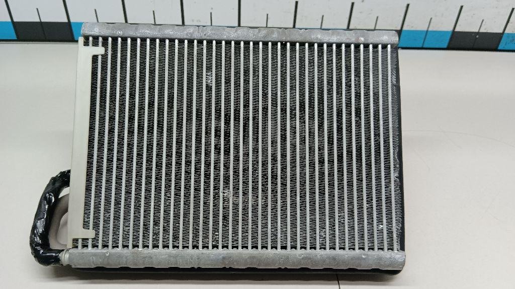 Испаритель кондиционера для  Audi A5/S5 (F5) 2017