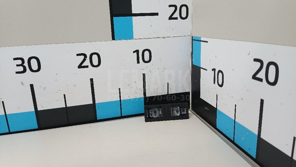 Фонарь подсветки номера