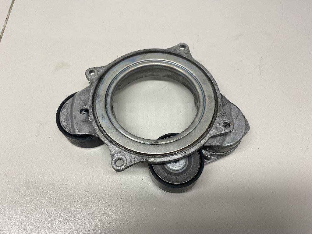 Ролик-натяжитель ручейкового ремня