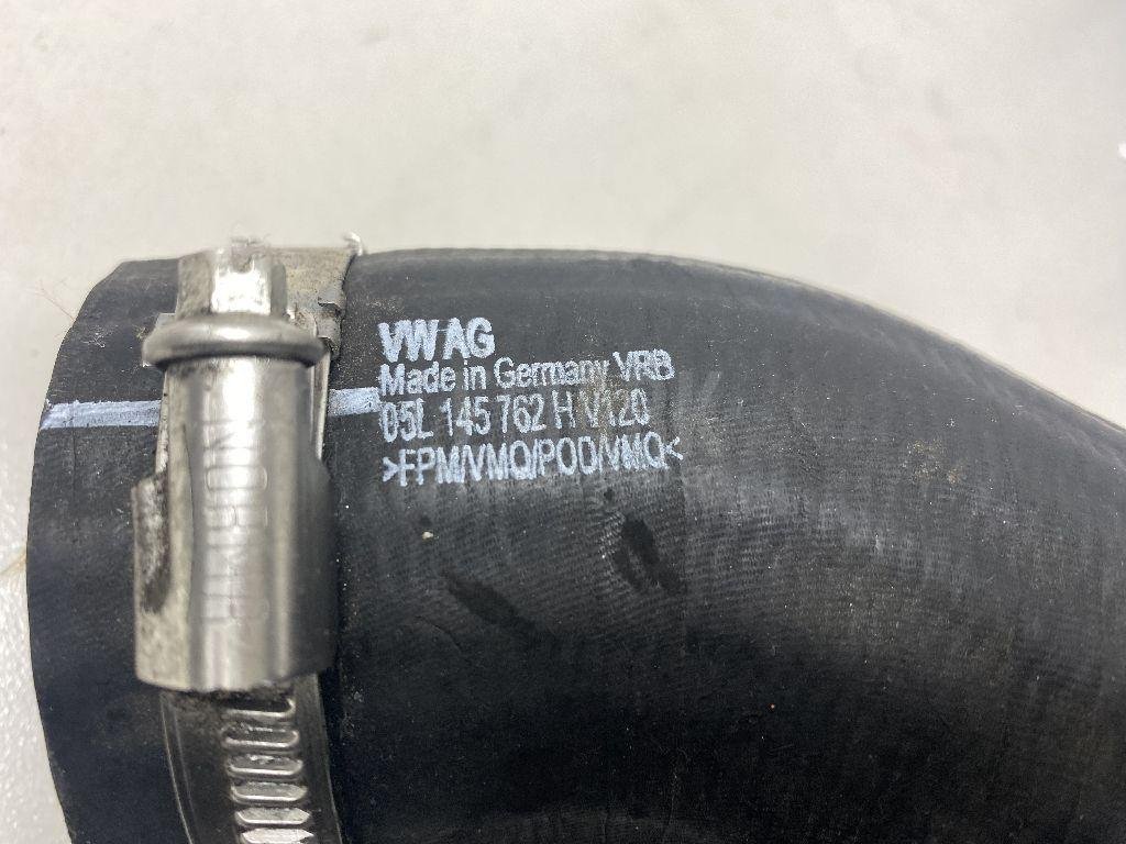 Патрубок интеркулера для  Audi A4 [B6] 2000-2004