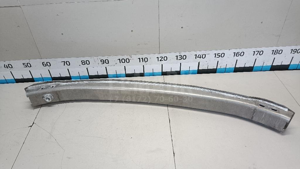 Усилитель переднего бампера