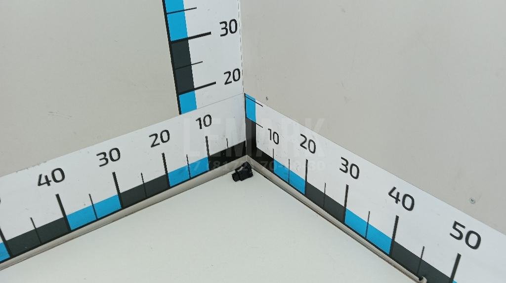 Кнопка аварийной сигнализации