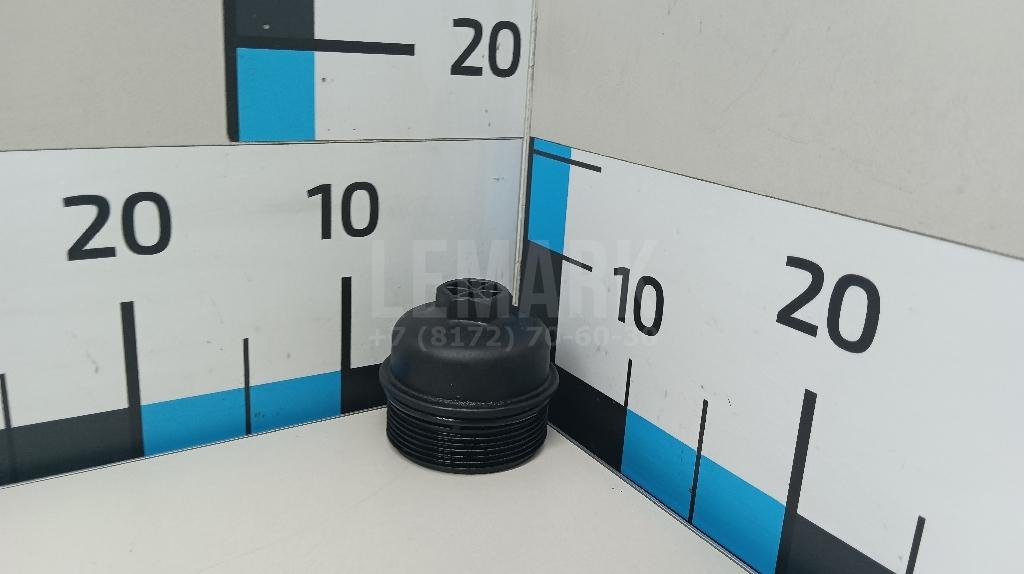 Крышка масляного фильтра